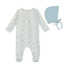 Load image into Gallery viewer, Leonie - boys print footie with bonnet
