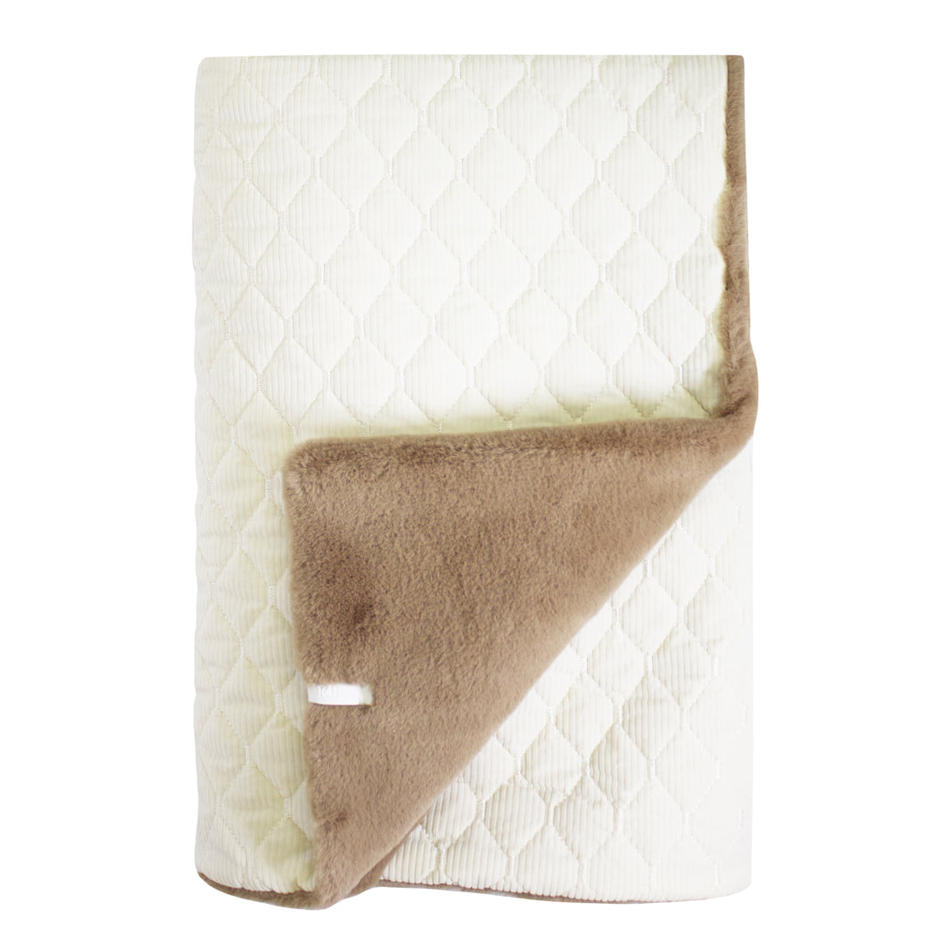 White quilted blanket