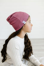 Load image into Gallery viewer, Wine ribbed beanie

